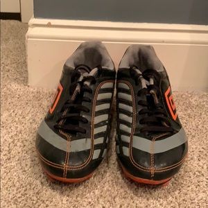 Umbro Dynamis soccer cleats
